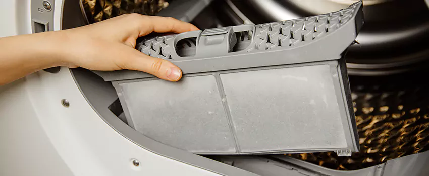 Signs Of A Clogged Dryer Lint Trap in Highland, Indiana